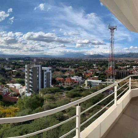 Lujoso Apartamento En Zona Exclusiva! Tarija Esterno foto