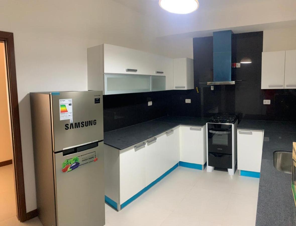 Lujoso Apartamento En Zona Exclusiva! Tarija Esterno foto