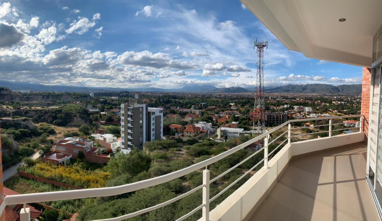 Lujoso Apartamento En Zona Exclusiva! Tarija Esterno foto